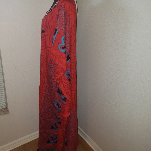 Just In: New/NWT African Woman Red Kaftan Abaya - Picture 8 of 13